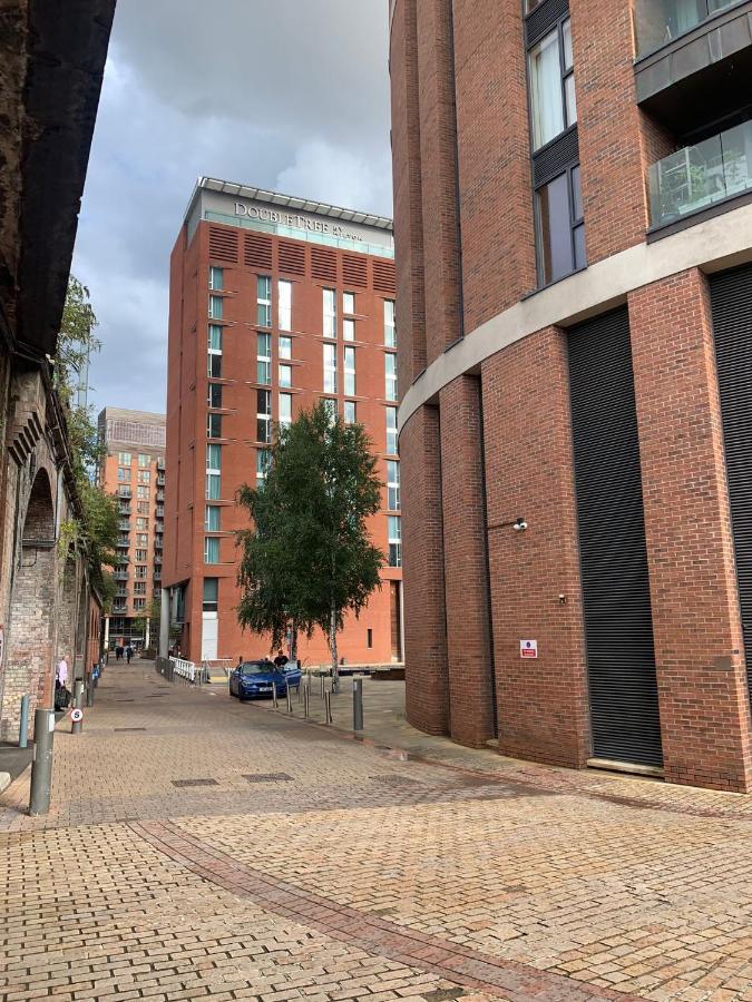 2 Bed Apartment In Granary Wharf Leeds Leeds  Exterior photo